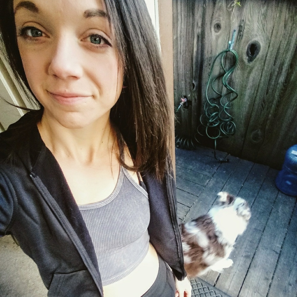 Meet your Posher, Abby